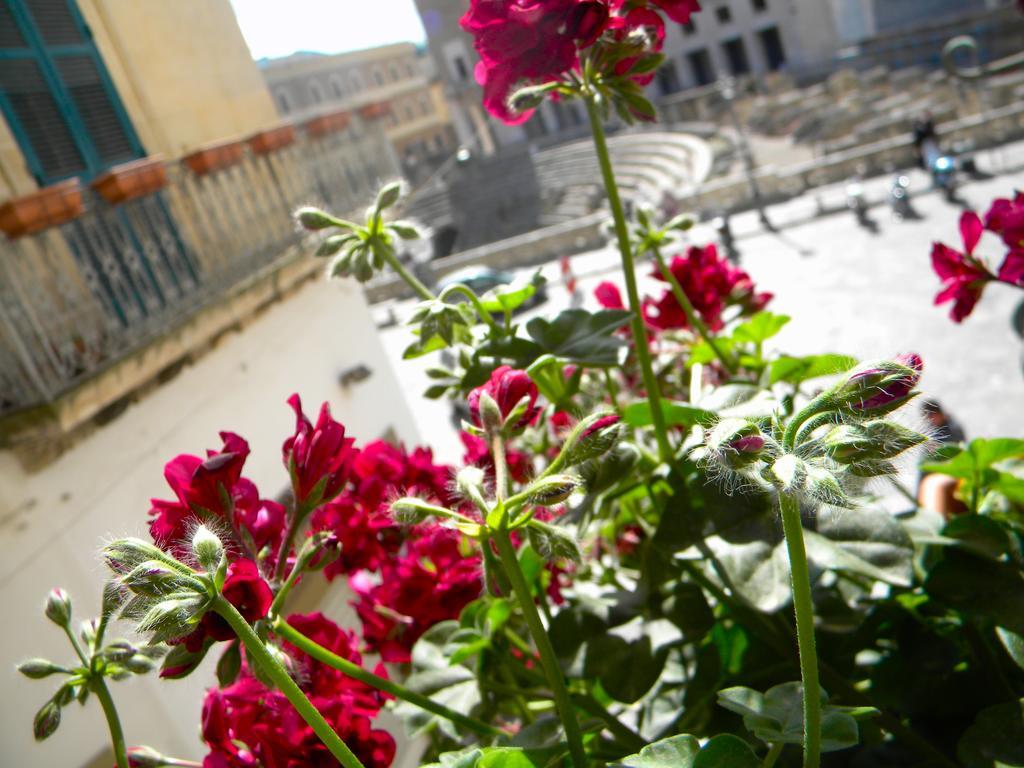 Alvino Suite And Breakfast Lecce Exterior photo
