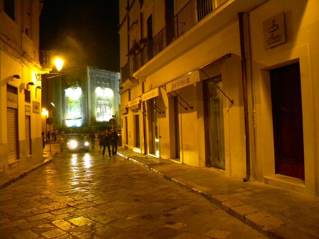 Alvino Suite And Breakfast Lecce Exterior photo