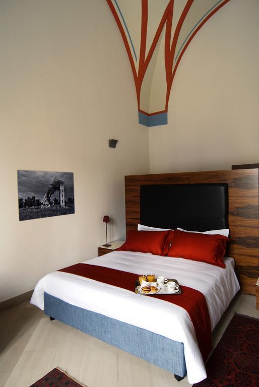Alvino Suite And Breakfast Lecce Exterior photo